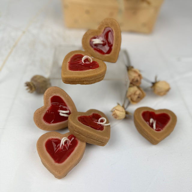 Heart Shaped Soy Candle: Berry Scented Cookie, Valentine's Gift