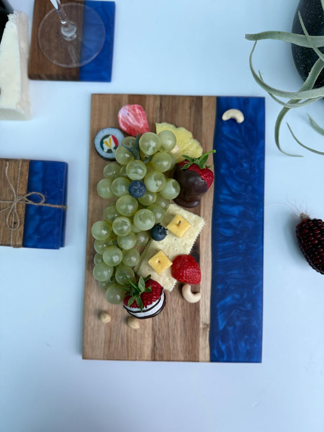 Floral Pigment Resin Acacia Wood Charcuterie Board – Sustainable Serveware